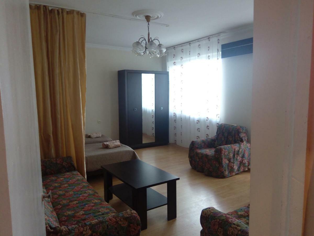 Apartment Khimshiashvili 9 Batumi Kültér fotó