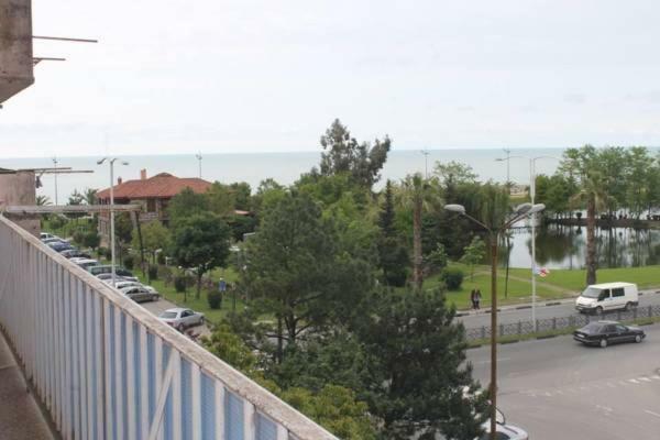 Apartment Khimshiashvili 9 Batumi Kültér fotó